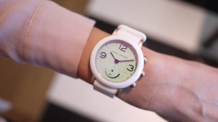 Marc Jacobs Riley is a fun fashion hybrid smartwatch