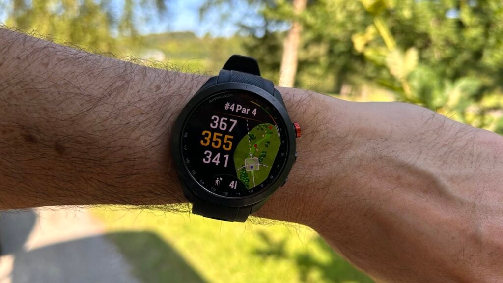 Garmin Approach S70 review photo 4