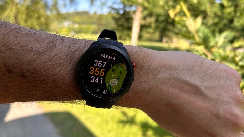 Garmin Approach S70 review photo 5