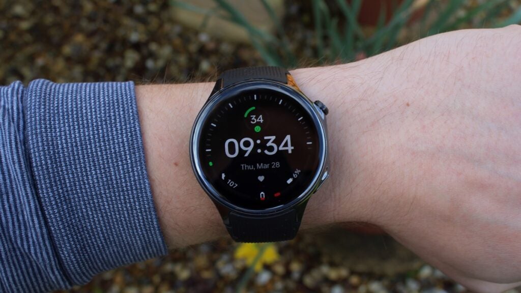 OnePlus Watch 2 hands on: Big battery life for comeback kid photo 14