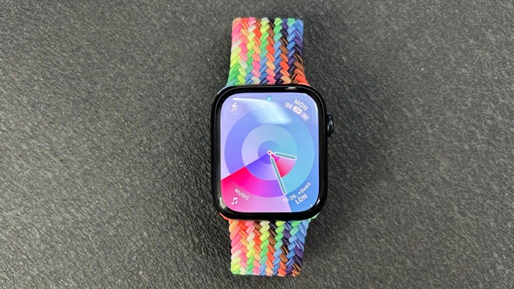 Apple Pride Edition Braided Solo Loop (2024)